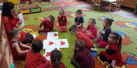 Powiększ grafikę: dzien-przyjazni-44878.jpg