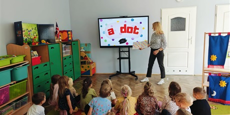 Powiększ grafikę: MIĘDZYNARODOWY DZIEŃ KROPKI