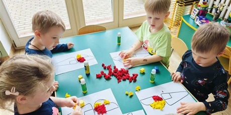 Powiększ grafikę: NIEBIESKIE IGRZYSKA - część edukacyjna
