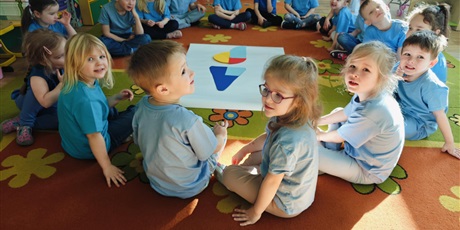 Powiększ grafikę: NIEBIESKIE IGRZYSKA - część edukacyjna