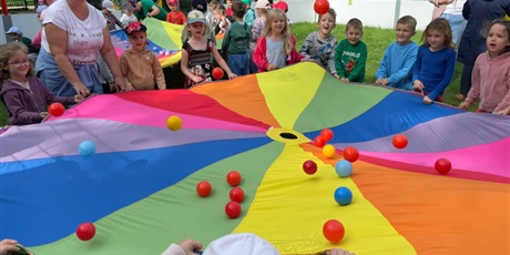 Powiększ grafikę: TYDZIEŃ DEMOKRACJI - DZIEŃ PRZEDSZKOLAKA