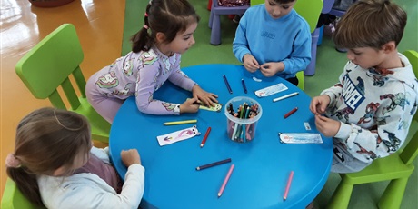Powiększ grafikę: WIZYTA W BIBLIOTECE GR. IV "PSZCZÓŁKI"